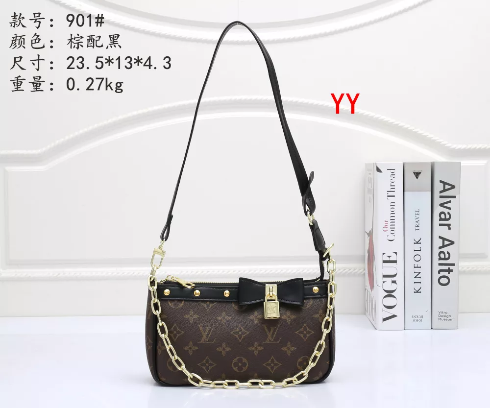 Functional 9120 Louis Vuitton Messenger Bags For Women