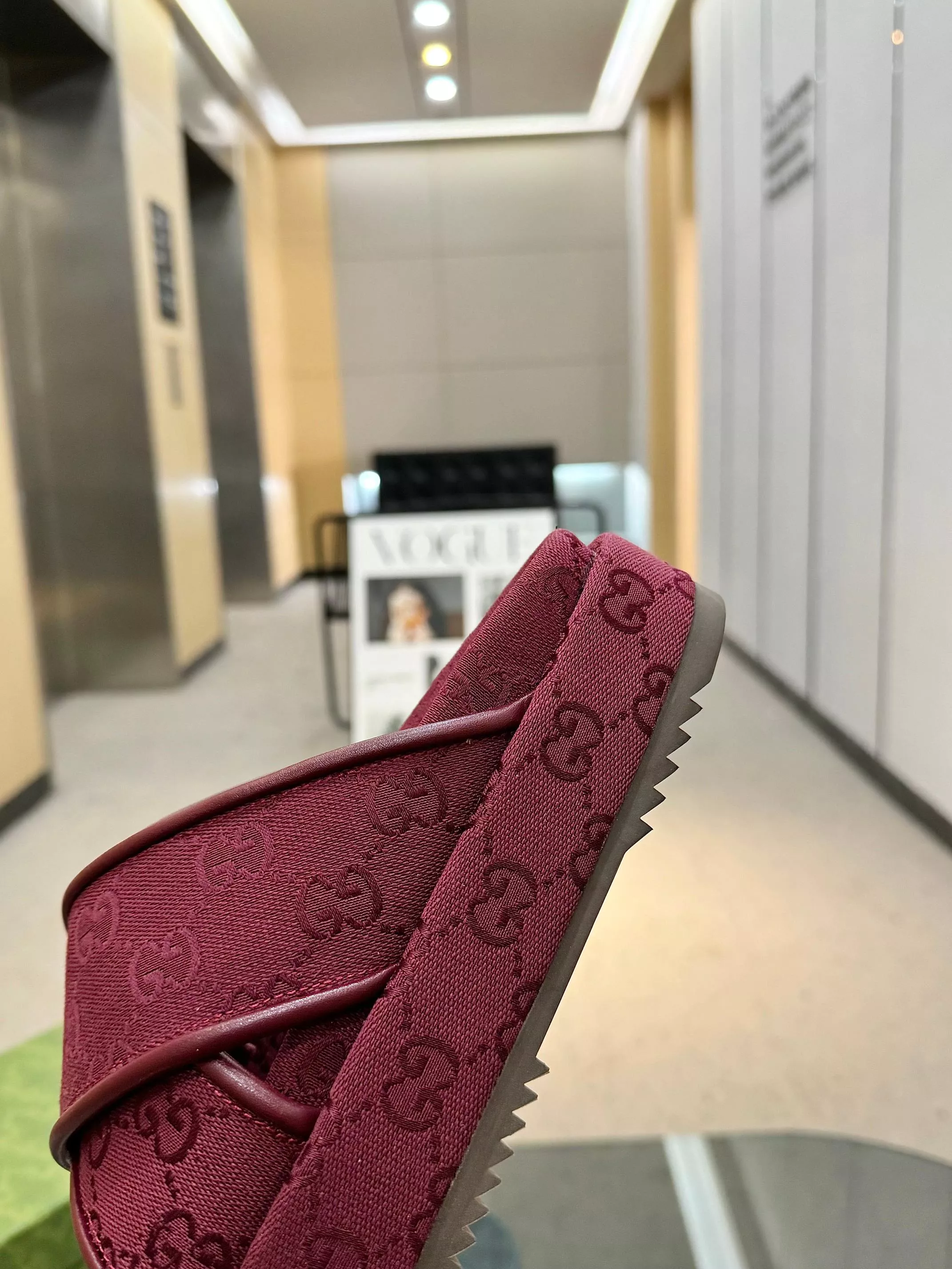Functional 9431 Gucci Slippers For Women
