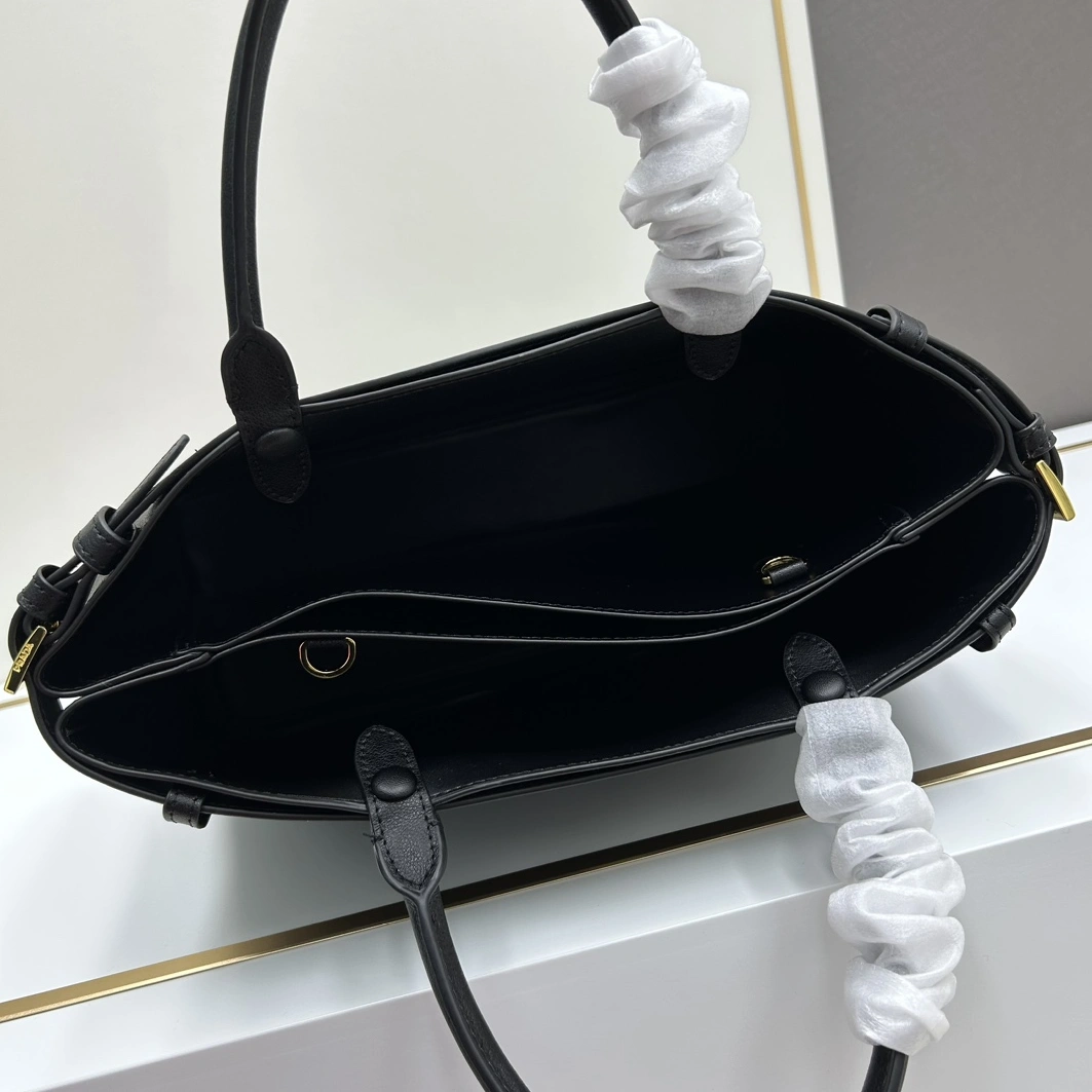 Functional 9439 Prada AAA Quality Handbags For Women