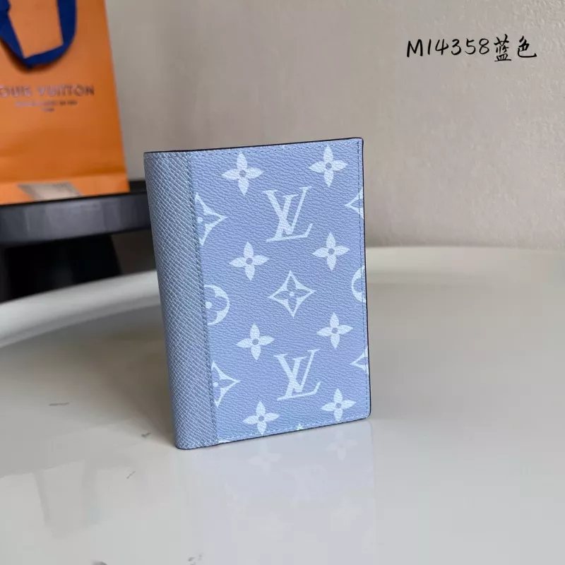 Functional 961 Louis Vuitton LV Card Case