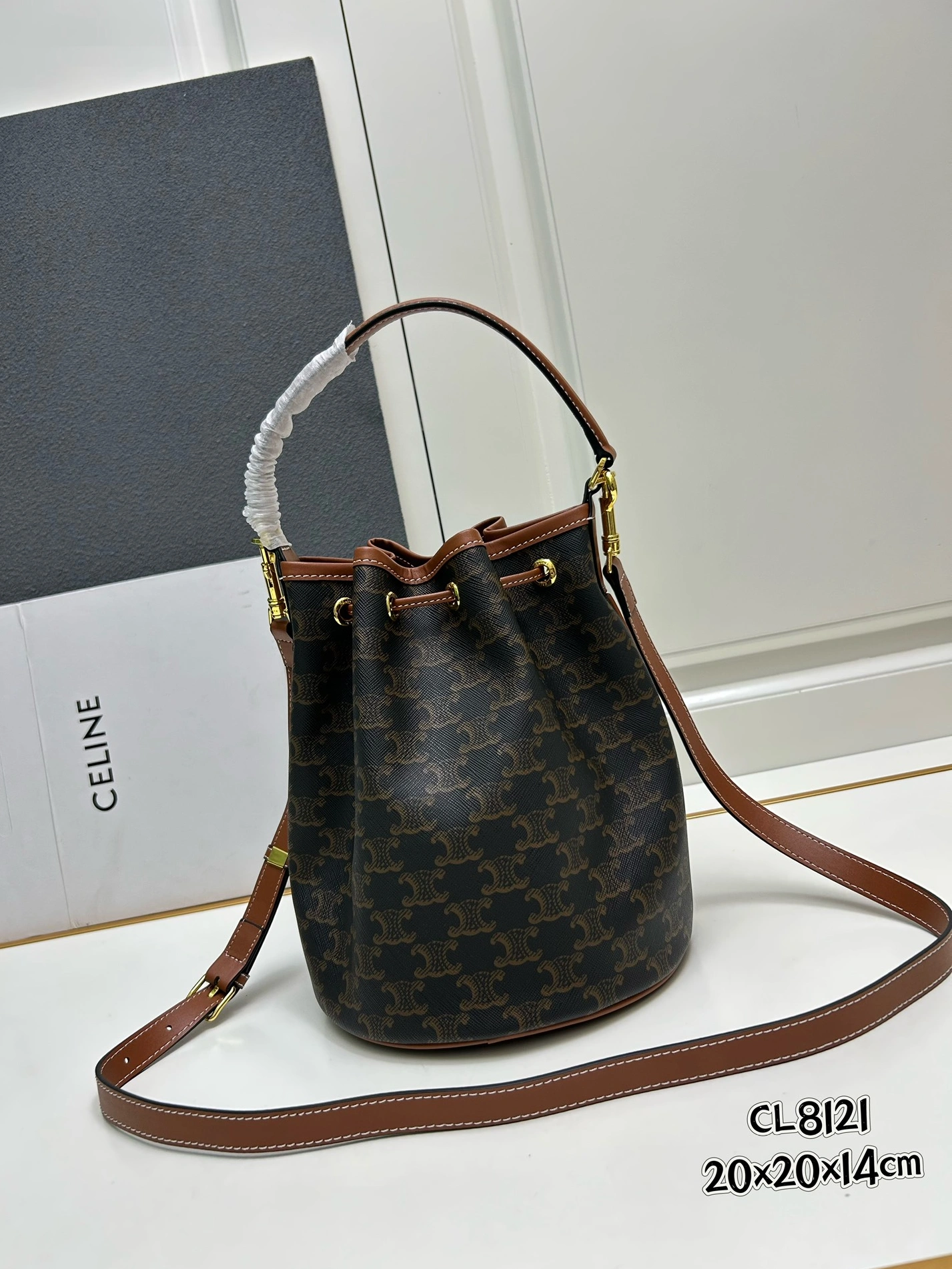 Functional 964 Celine AAA Quality Messenger Bags For Women