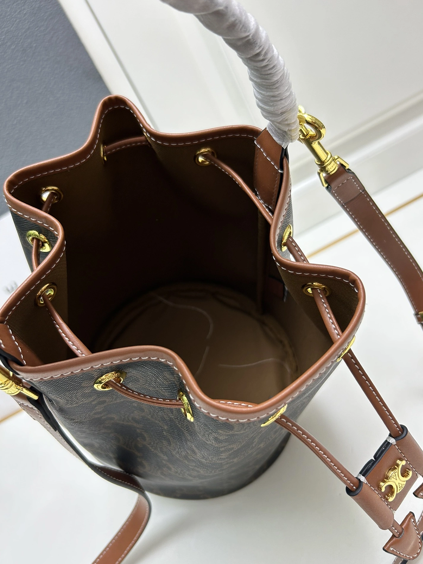 Functional 964 Celine AAA Quality Messenger Bags For Women
