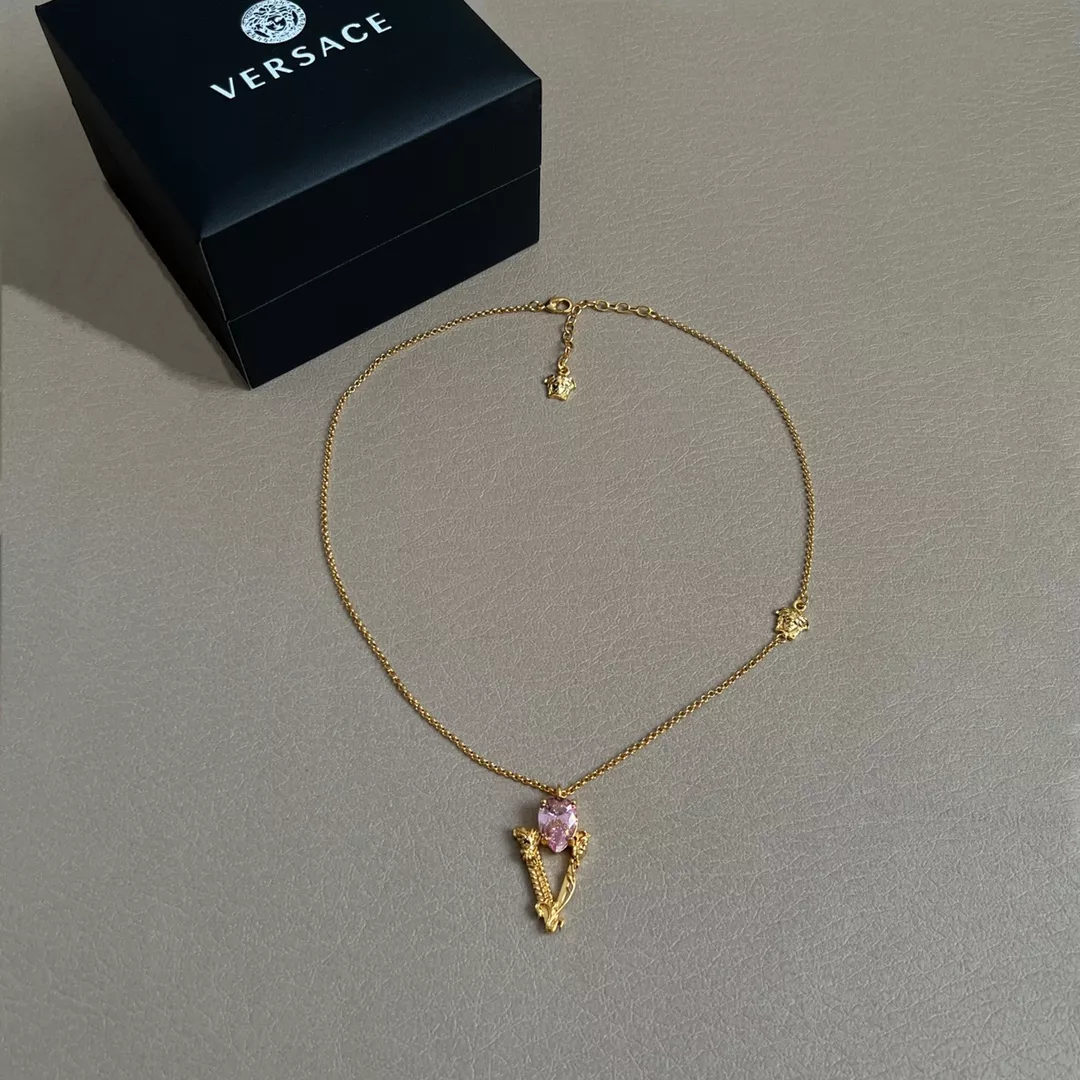 Functional 9710 Versace Necklaces