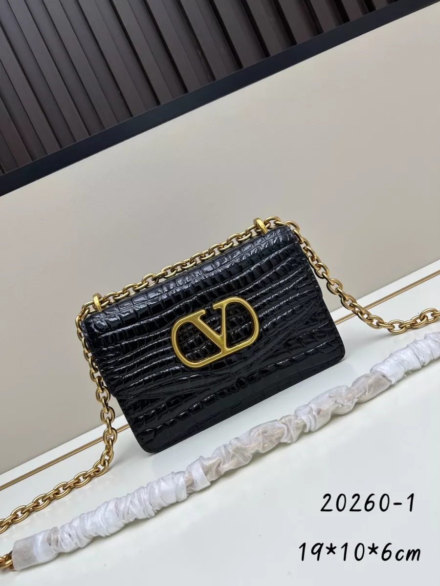 Functional 9712 Valentino AAA Quality Messenger Bags For Women
