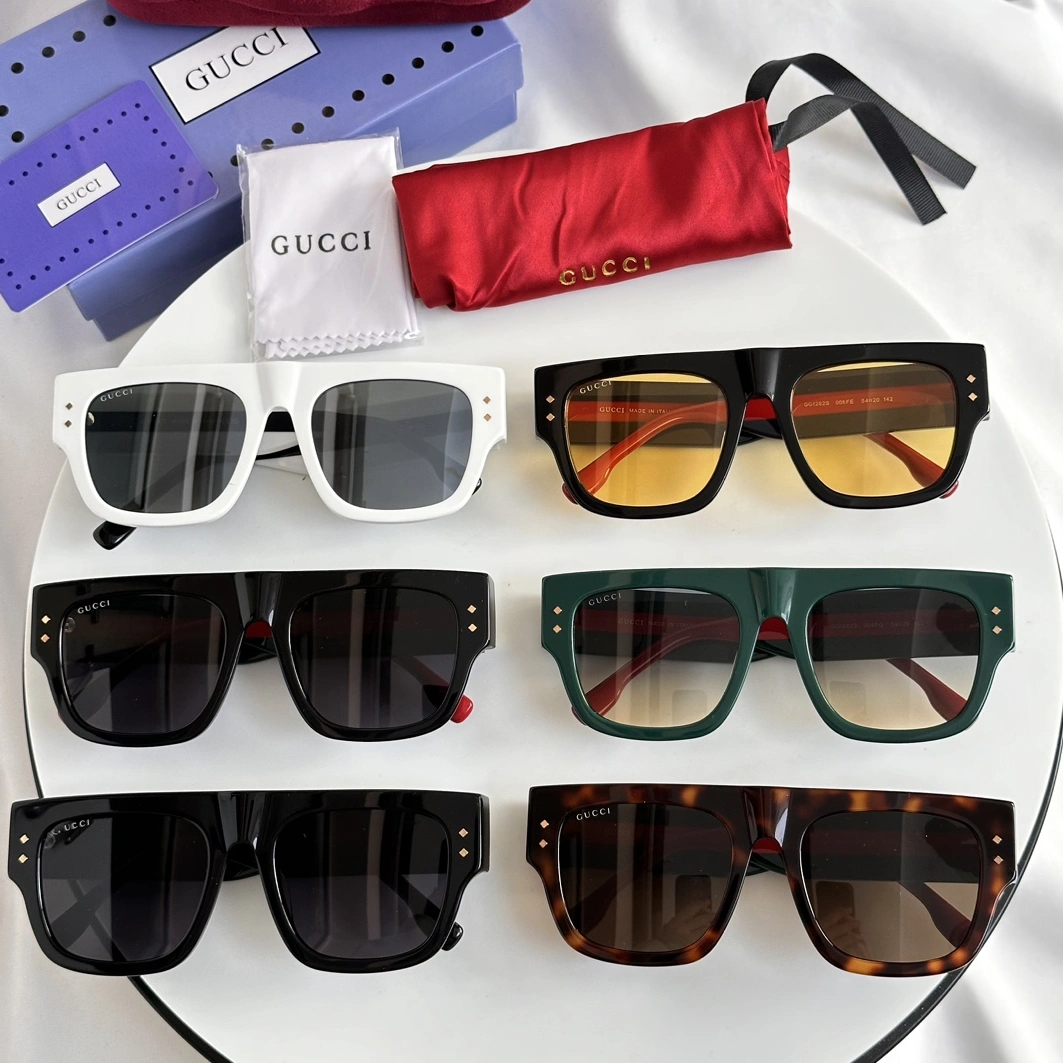 Functional 9760 Gucci AAA Quality Sunglasses