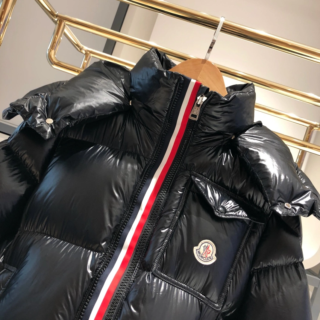 Functional 9761 Moncler Down Feather Coat Long Sleeved For Unisex