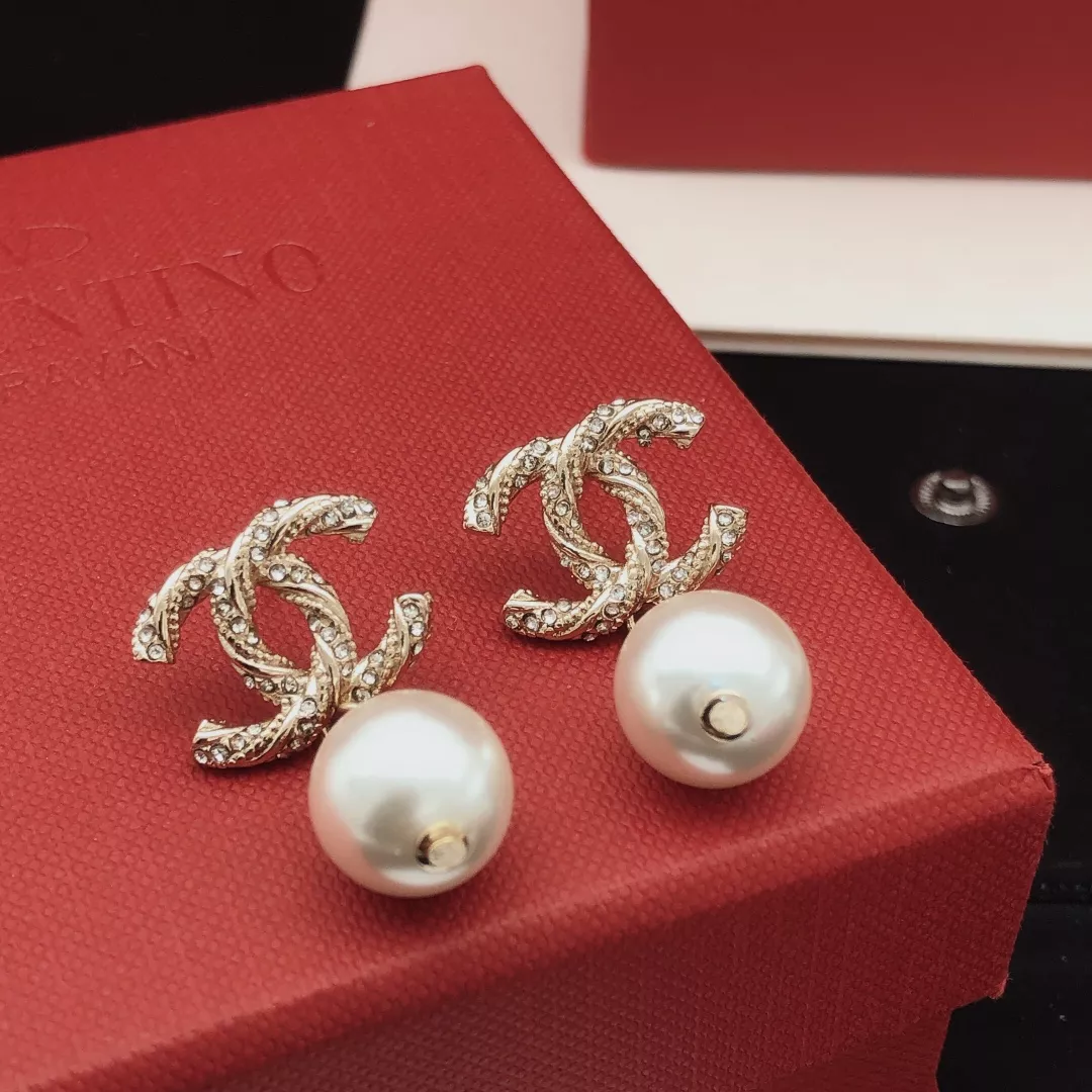 Functional 9826 Chanel Earrings For Women