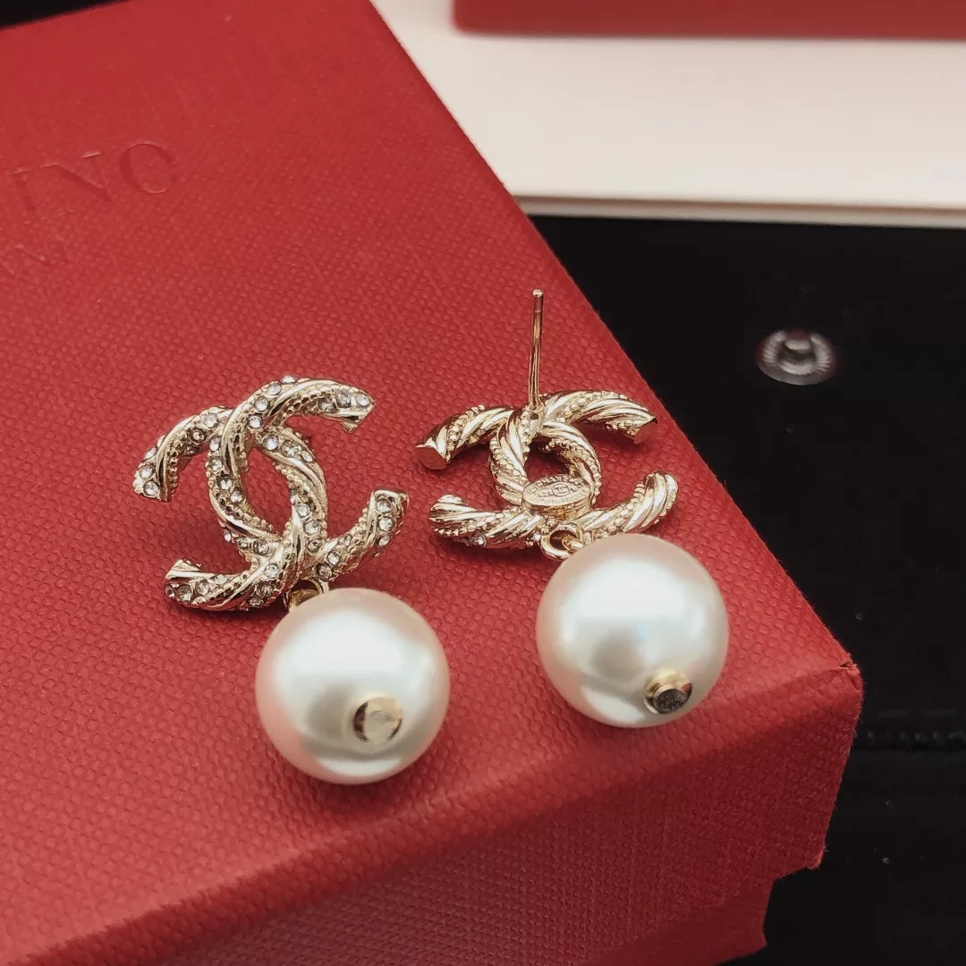 Functional 9826 Chanel Earrings For Women