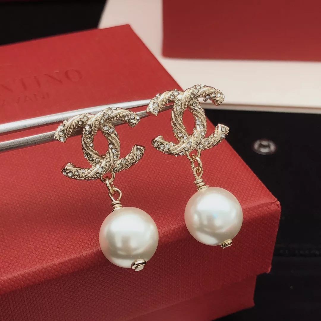 Functional 9826 Chanel Earrings For Women