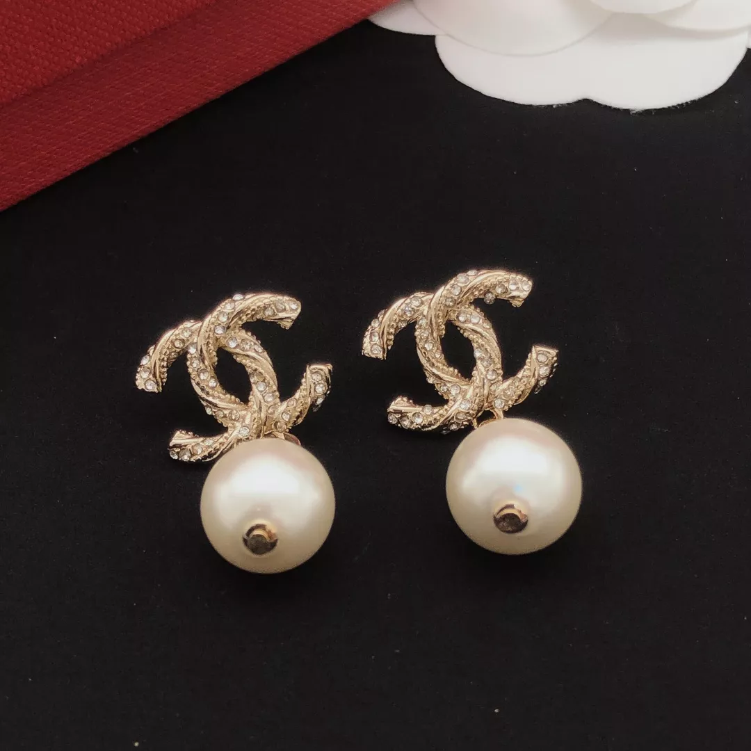 Functional 9826 Chanel Earrings For Women