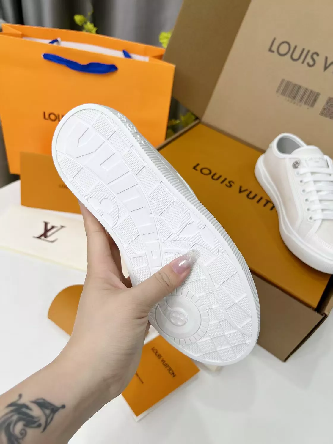 Functional 9905 Louis Vuitton Casual Shoes For Women