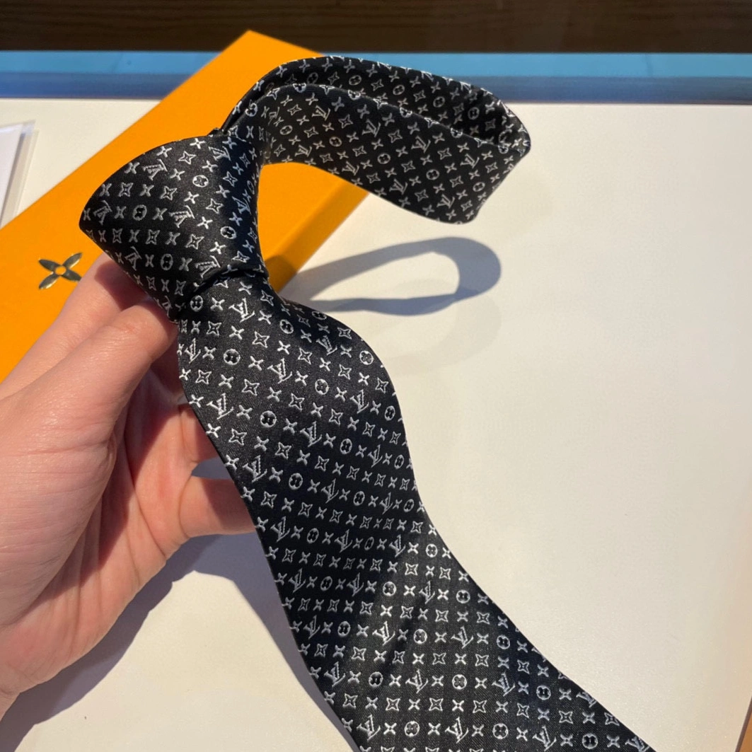 Functional 9939 Louis Vuitton LV Necktie For Men