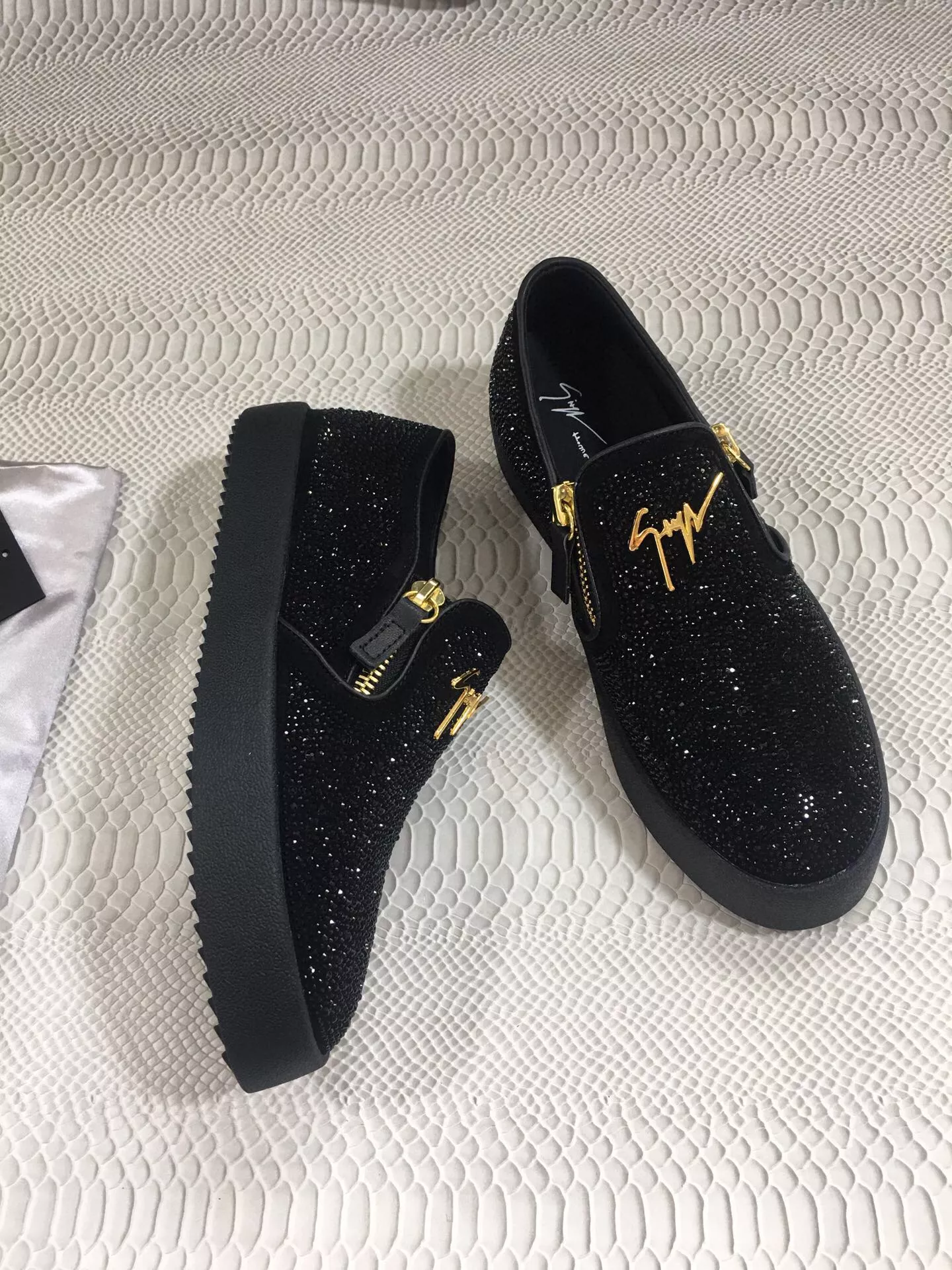 Giuseppe Zanotti Casual Shoes For Men Durable 2196