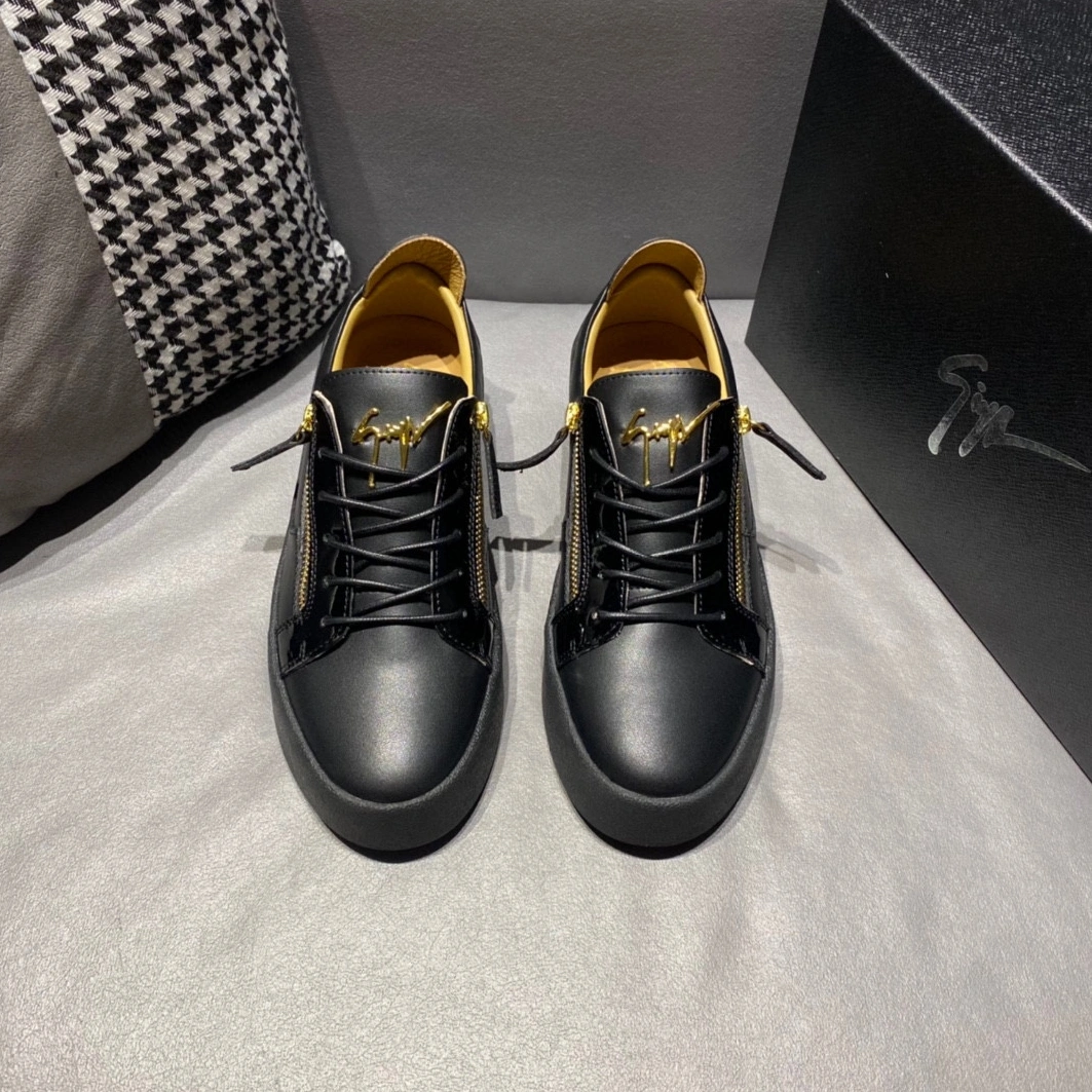 Giuseppe Zanotti Casual Shoes For Men Refined 2472