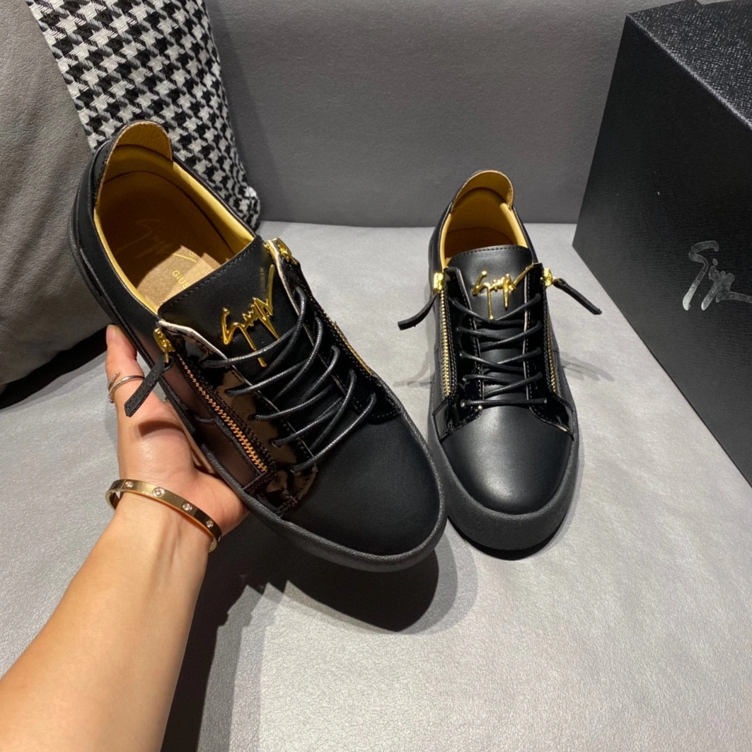 Giuseppe Zanotti Casual Shoes For Men Refined 2472
