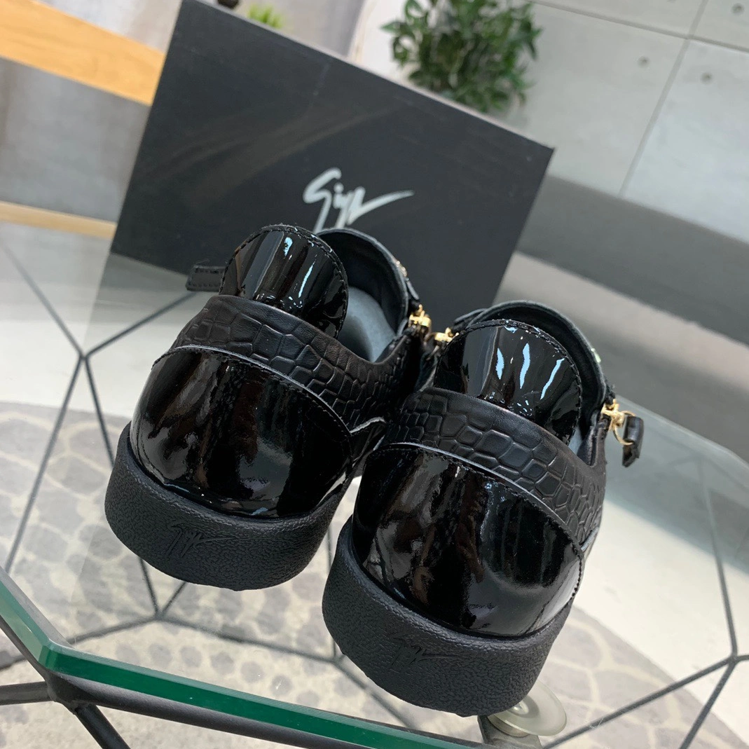 Giuseppe Zanotti Casual Shoes For Men Resilient 7622