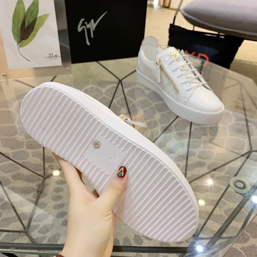 Giuseppe Zanotti Casual Shoes For Men Sleek 8457
