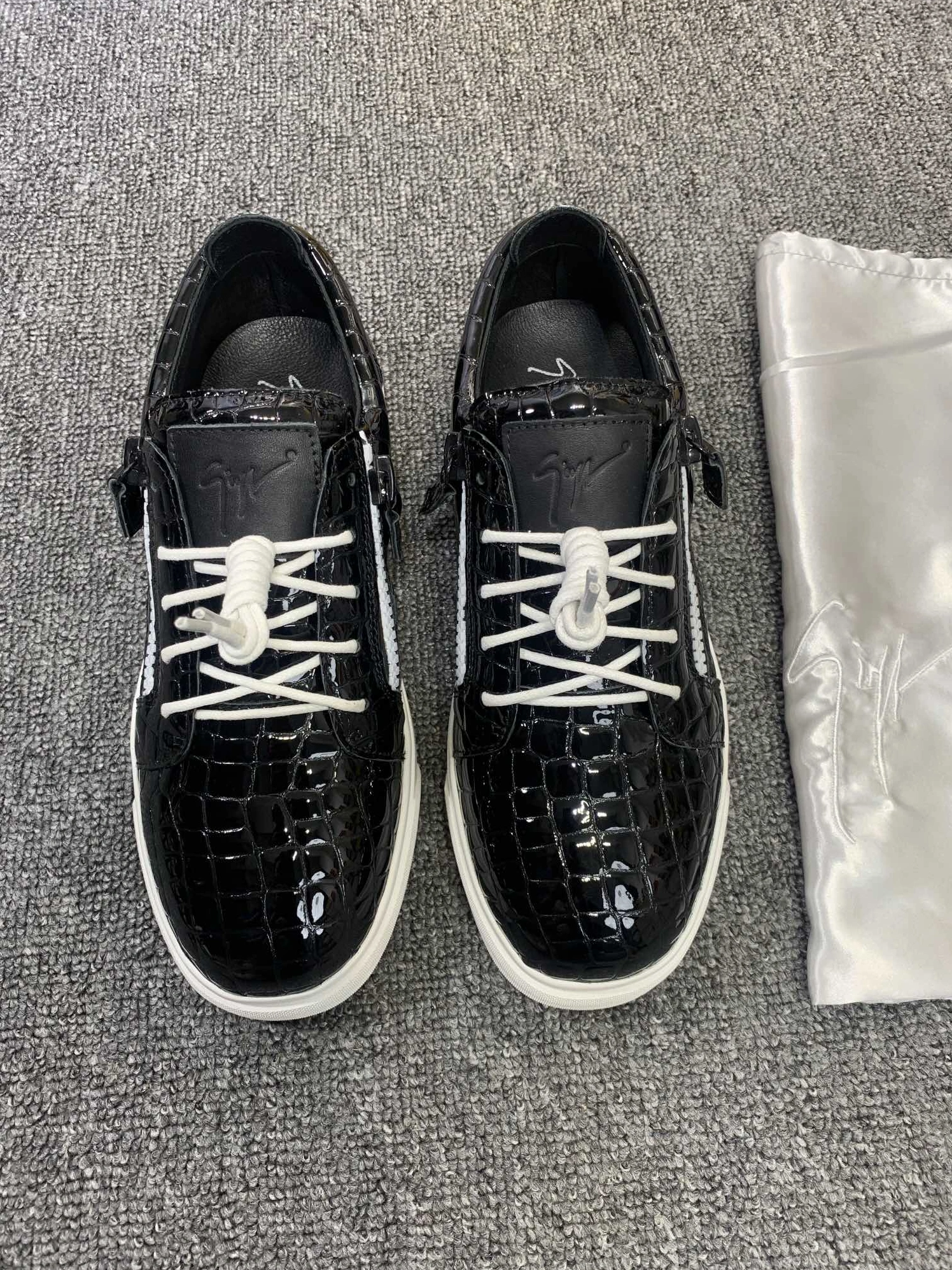 Giuseppe Zanotti Casual Shoes For Men SportInspired 4051