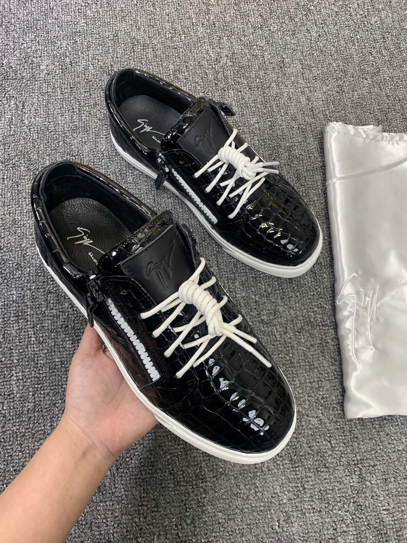 Giuseppe Zanotti Casual Shoes For Men SportInspired 4051