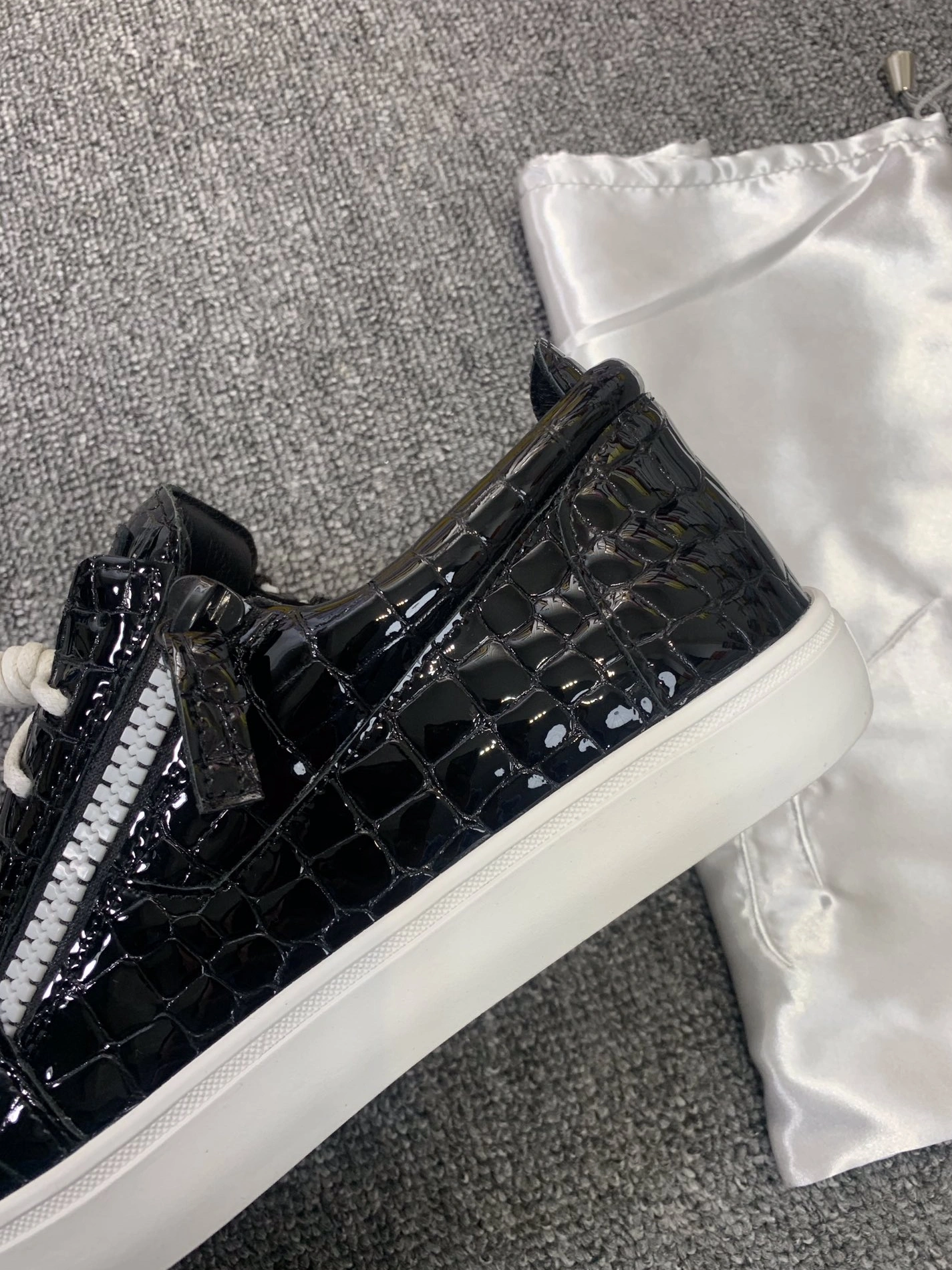 Giuseppe Zanotti Casual Shoes For Men SportInspired 4051