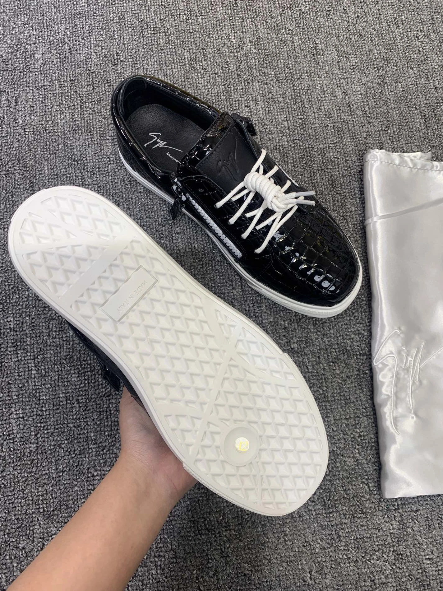 Giuseppe Zanotti Casual Shoes For Men SportInspired 4051
