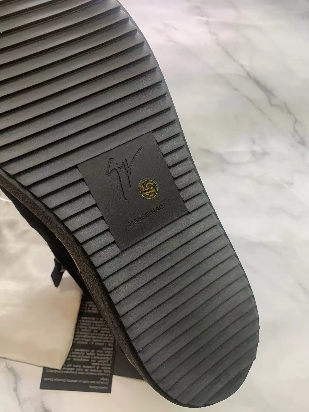 Giuseppe Zanotti Casual Shoes For Men Timeless 4016
