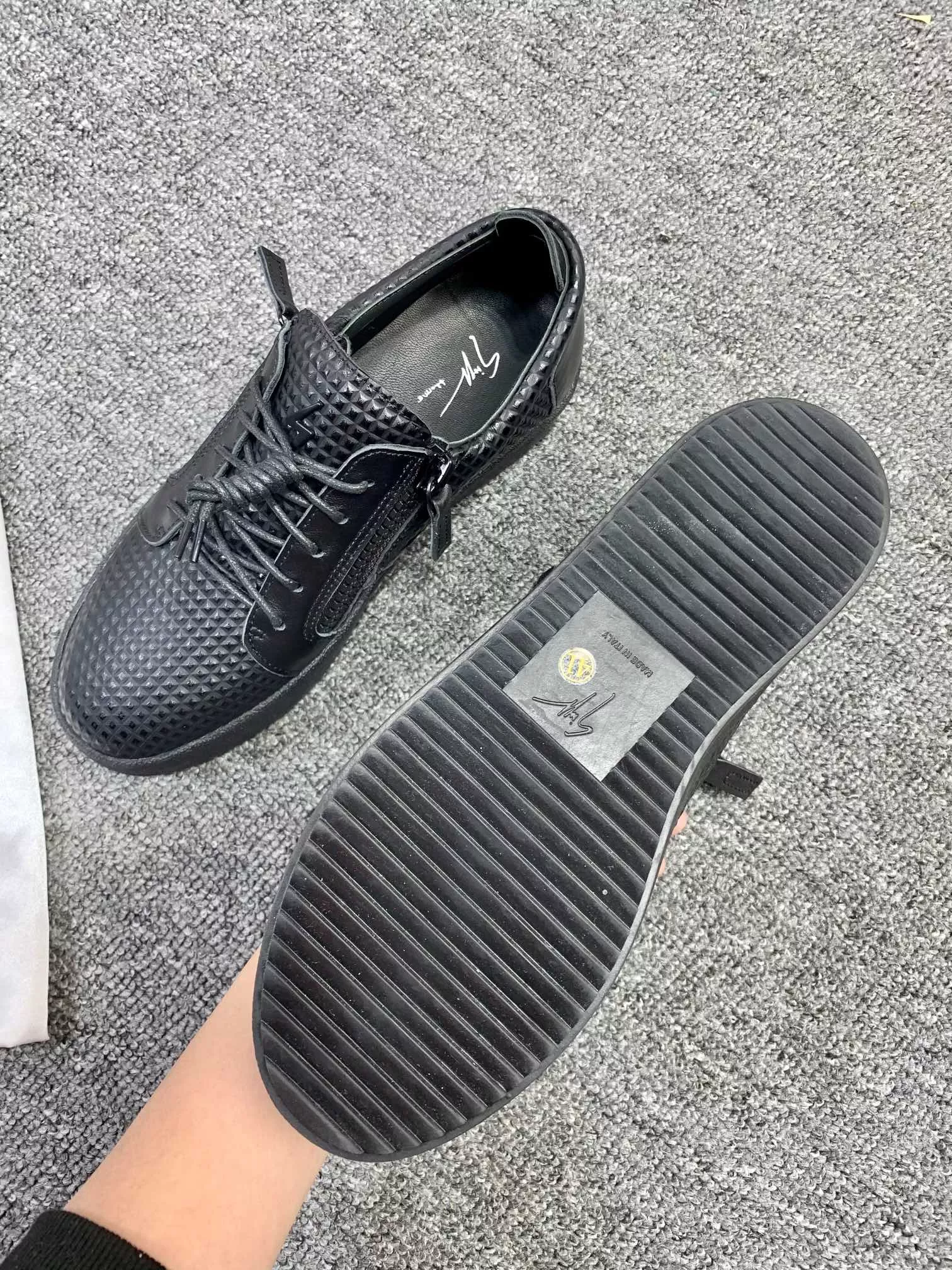 Giuseppe Zanotti Casual Shoes For Men Versatile 3570
