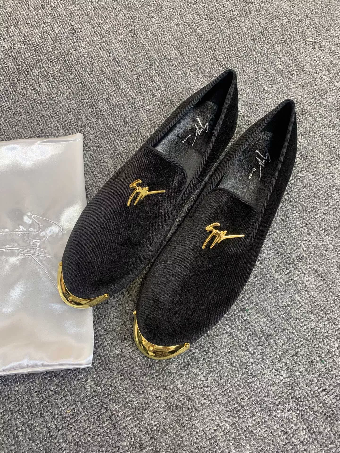 Giuseppe Zanotti GZ Leather Shoes For Men Compact 2411