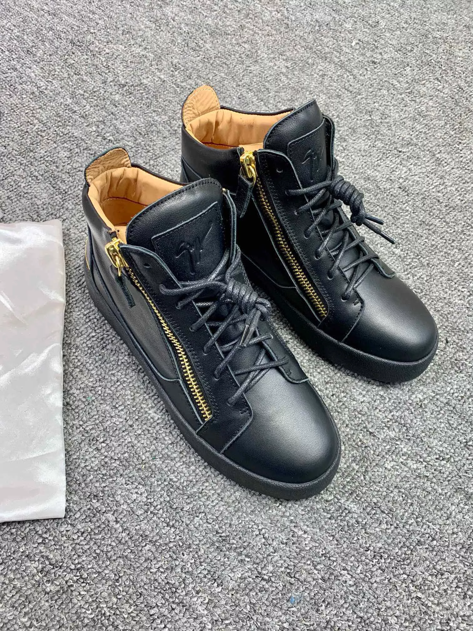 Giuseppe Zanotti High Tops Shoes For Men Functional 7553