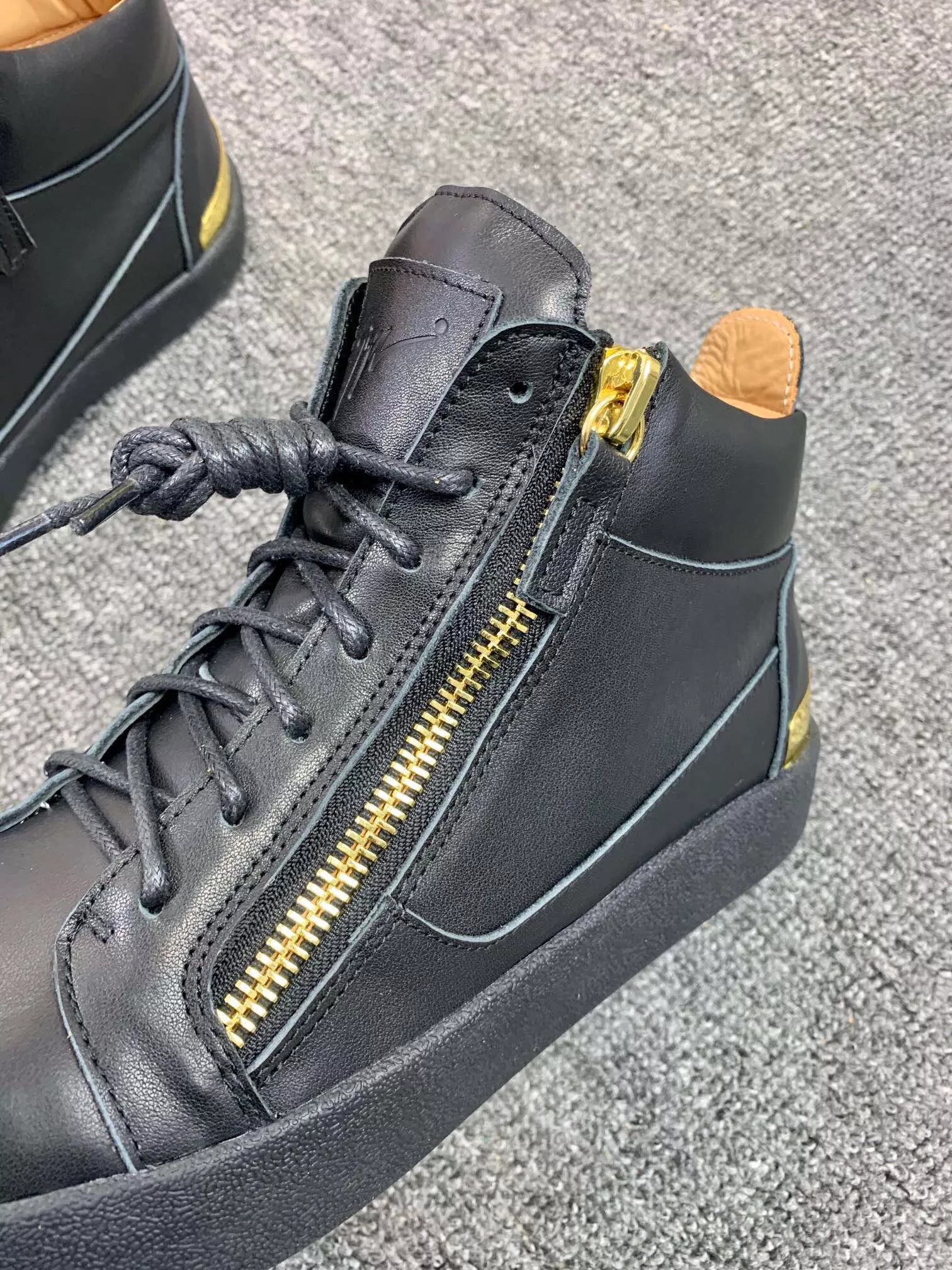 Giuseppe Zanotti High Tops Shoes For Men Functional 7553