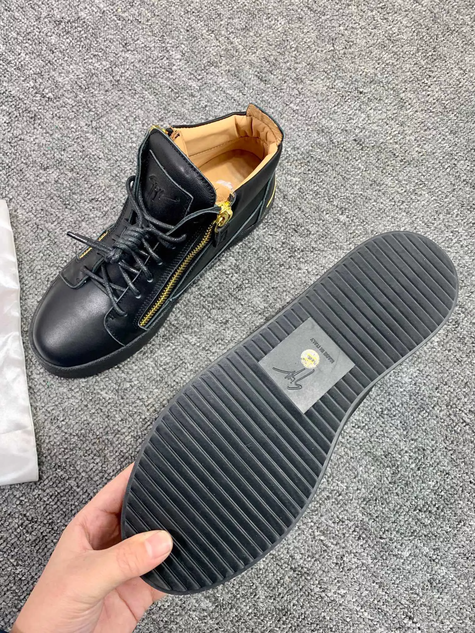 Giuseppe Zanotti High Tops Shoes For Men Functional 7553