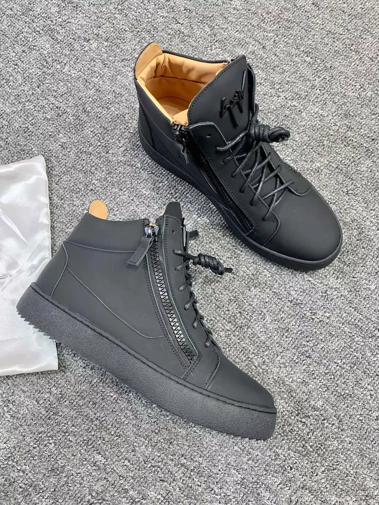 Giuseppe Zanotti High Tops Shoes For Men Soft 9678