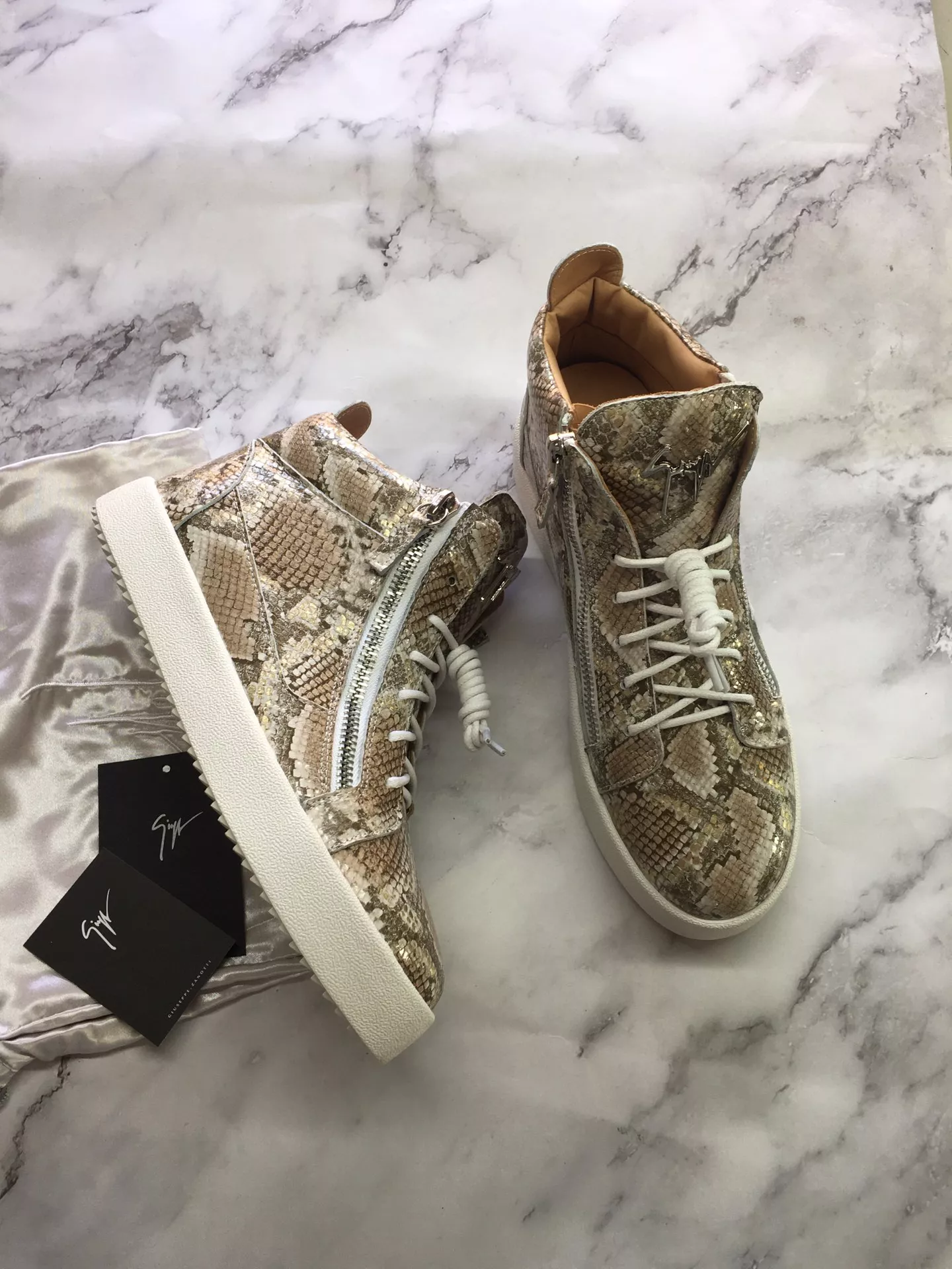 Giuseppe Zanotti High Tops Shoes For Men Stylish 4331