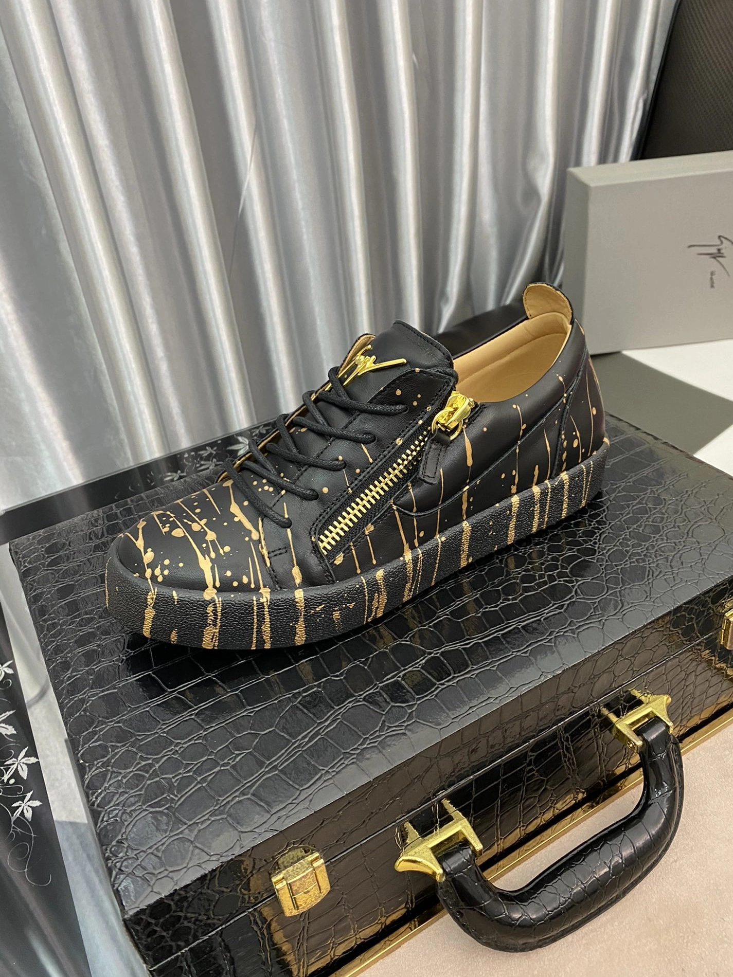 Giuseppe Zanotti Shoes For Men Classic 4479