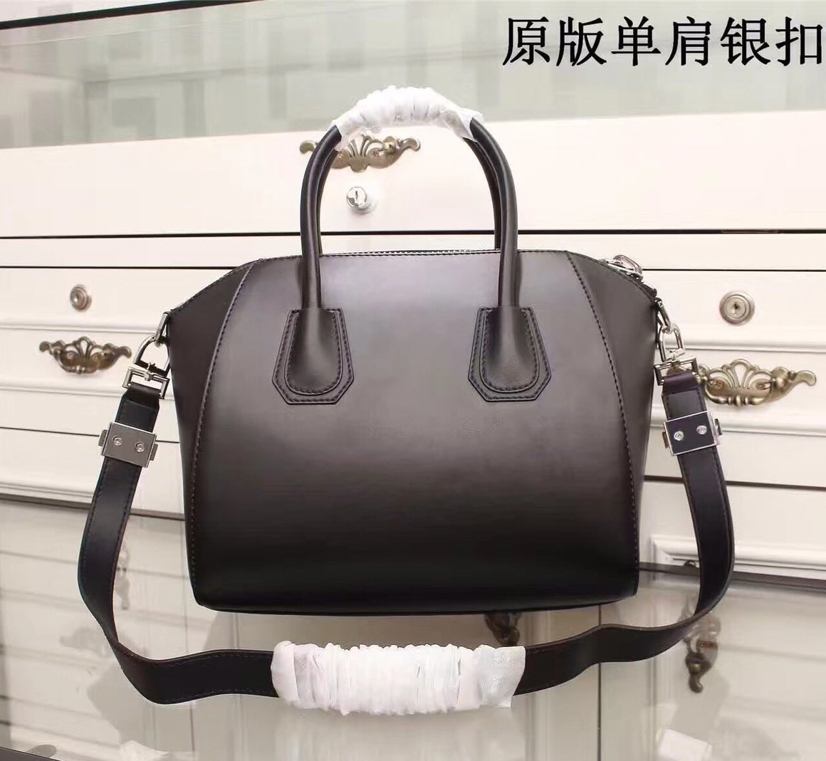 Givenchy AAA Quality Handbags DailyWear 4149