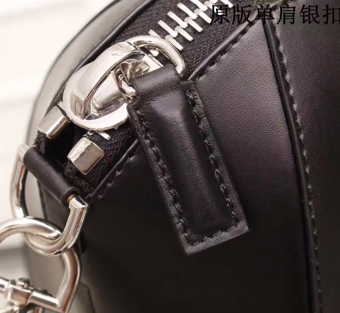 Givenchy AAA Quality Handbags DailyWear 4149