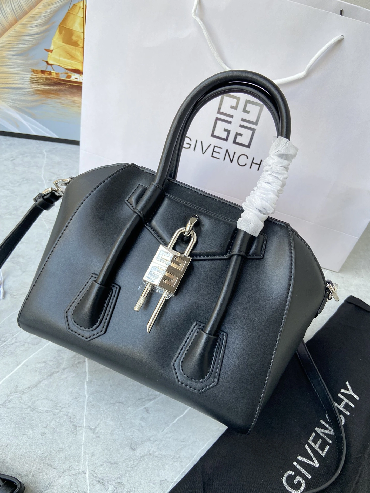 Givenchy AAA Quality Handbags For Women Affordable 4203