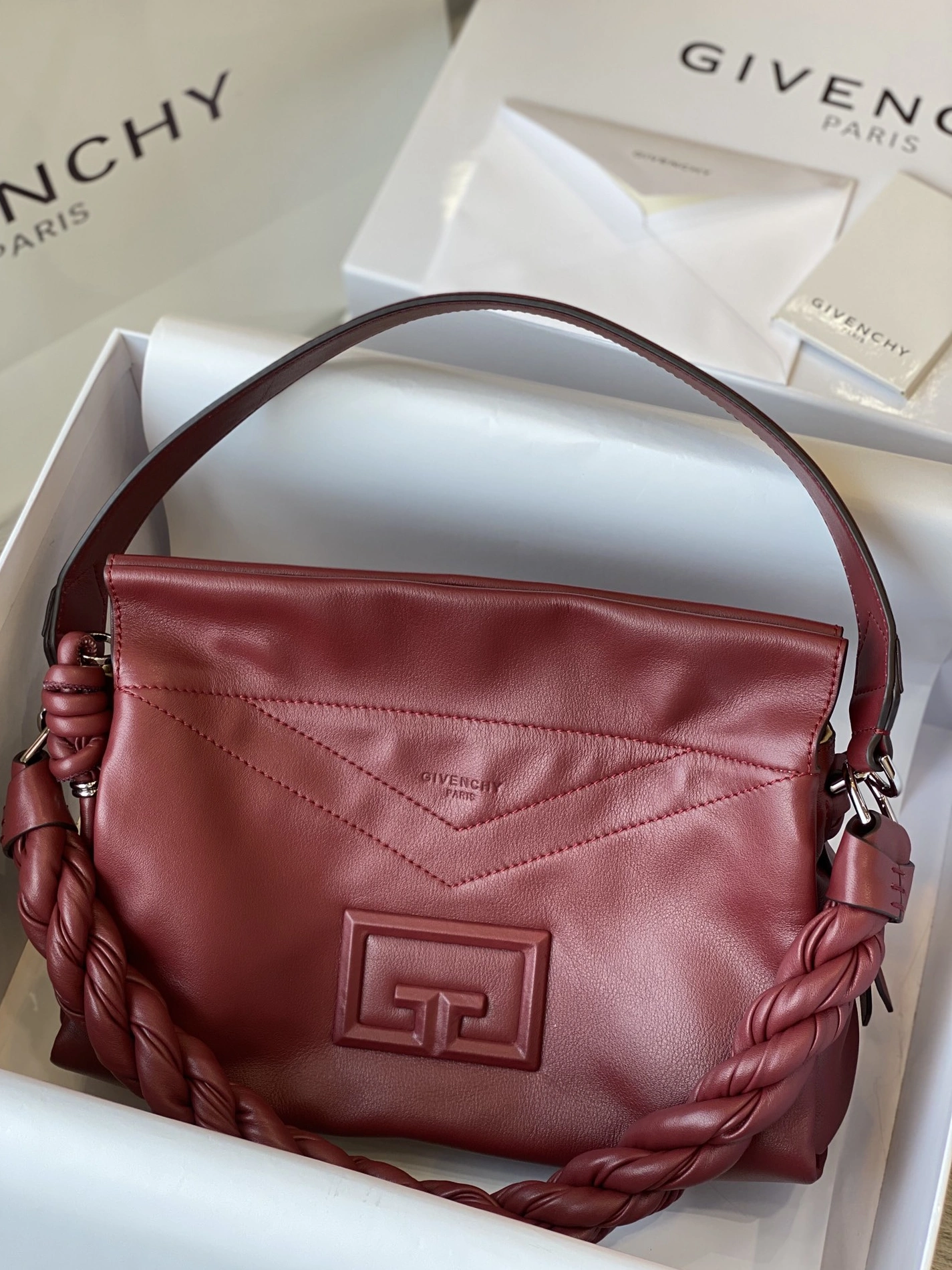 Givenchy AAA Quality Handbags For Women DailyWear 2673