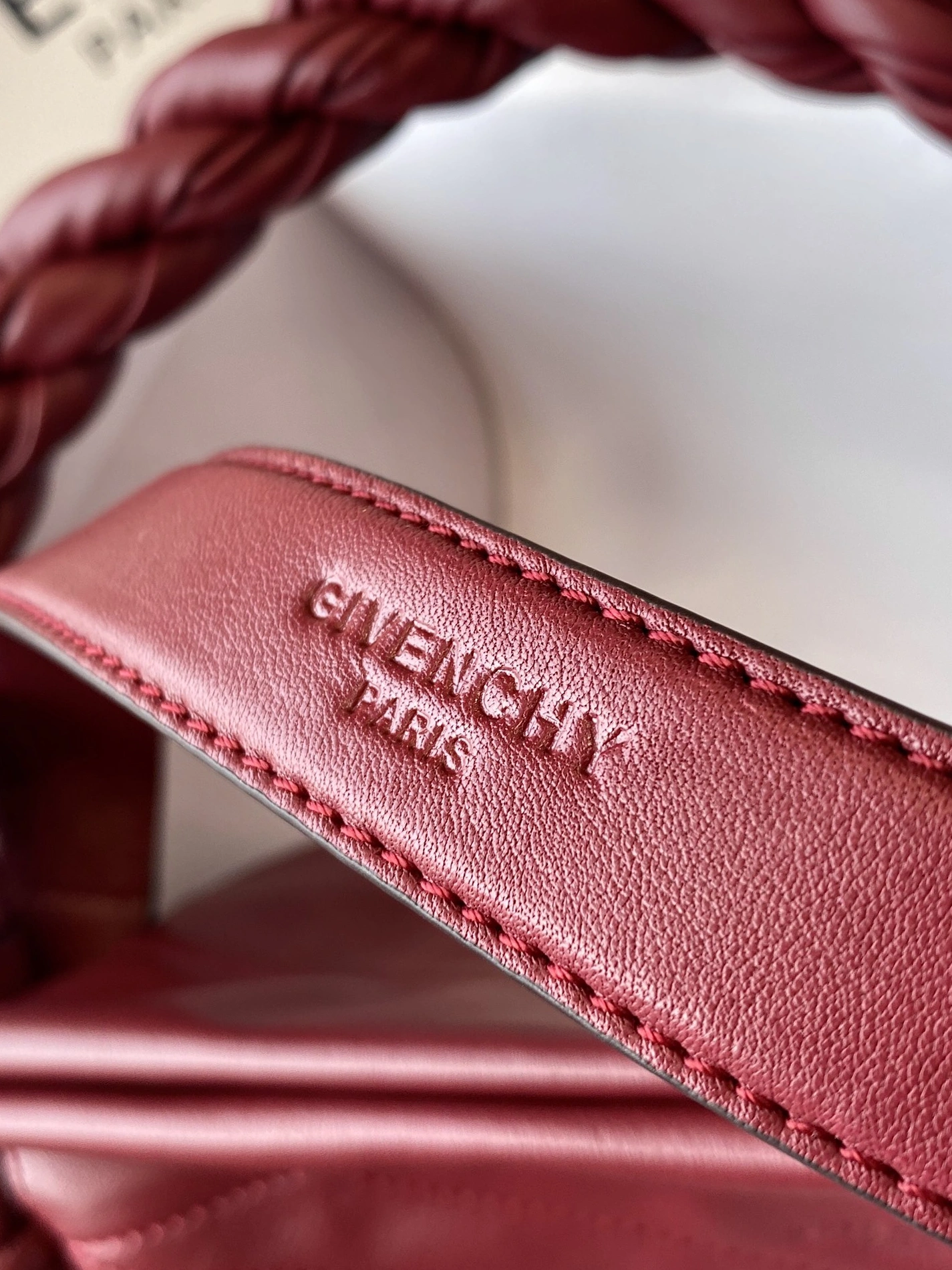 Givenchy AAA Quality Handbags For Women DailyWear 2673