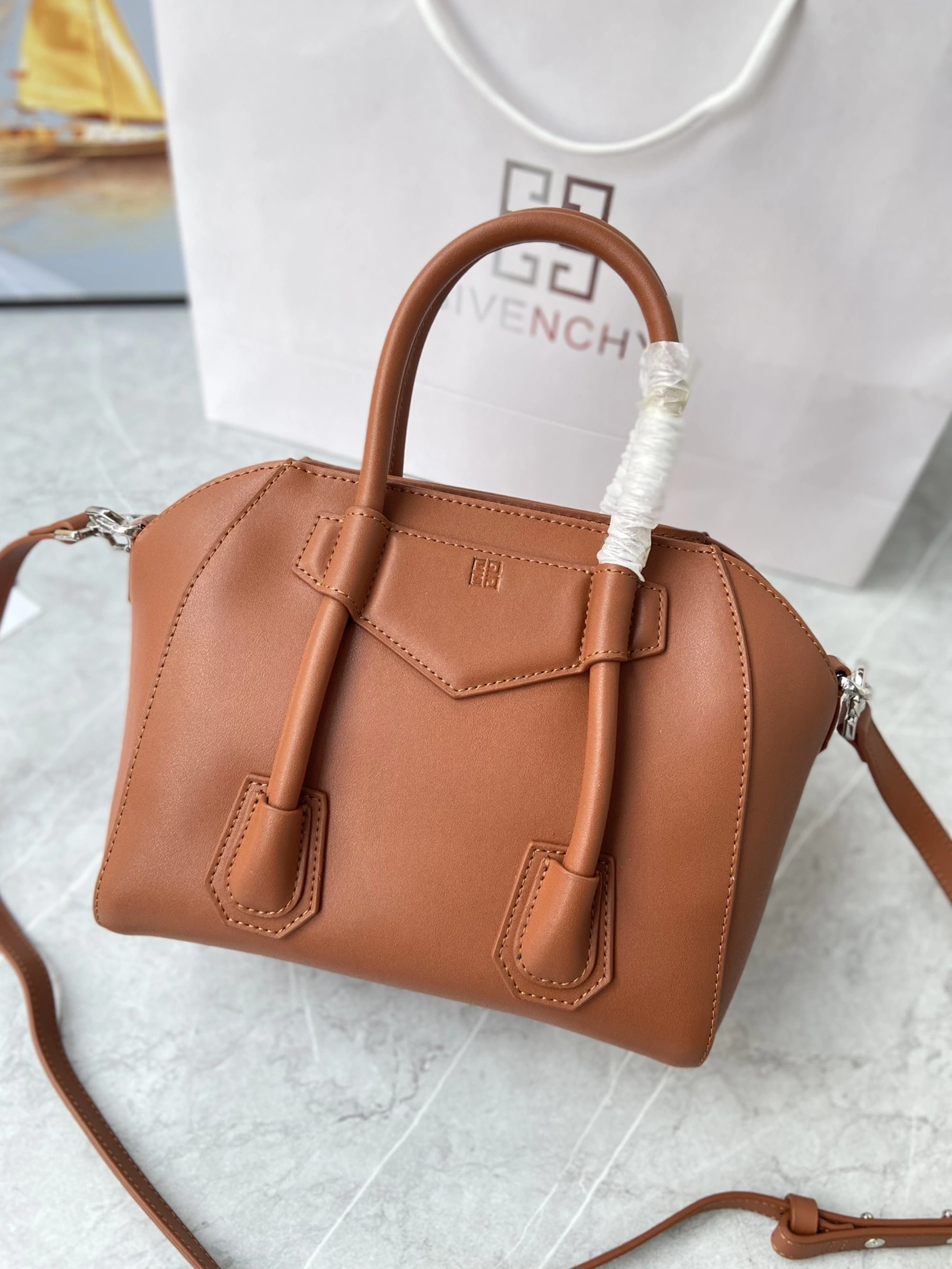 Givenchy AAA Quality Handbags For Women Efficient 3799