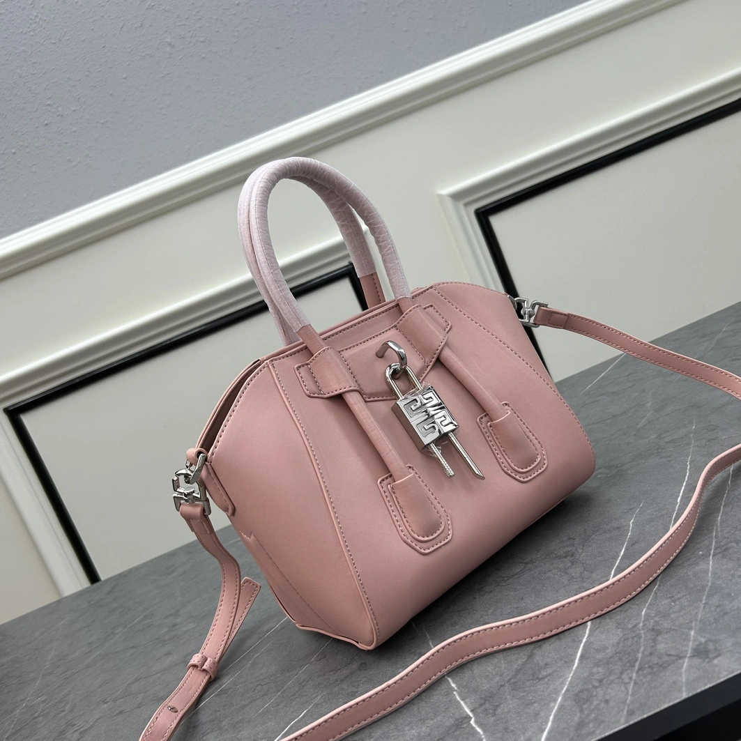 Givenchy AAA Quality Handbags For Women Flexible 1380