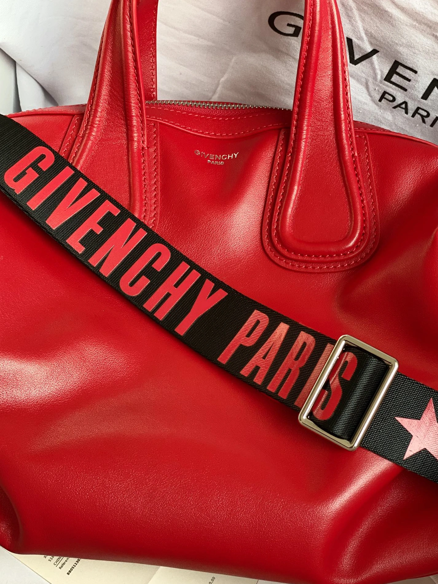 Givenchy AAA Quality Handbags For Women Flexible 4874