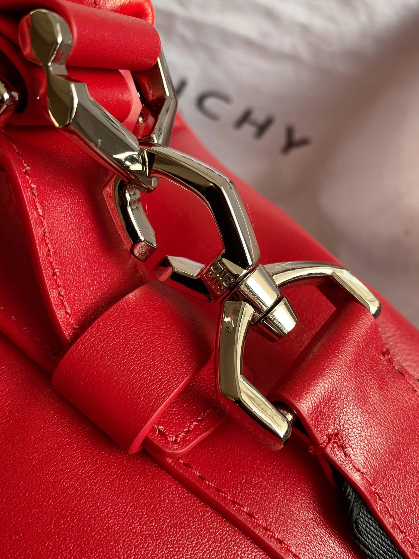 Givenchy AAA Quality Handbags For Women Flexible 4874