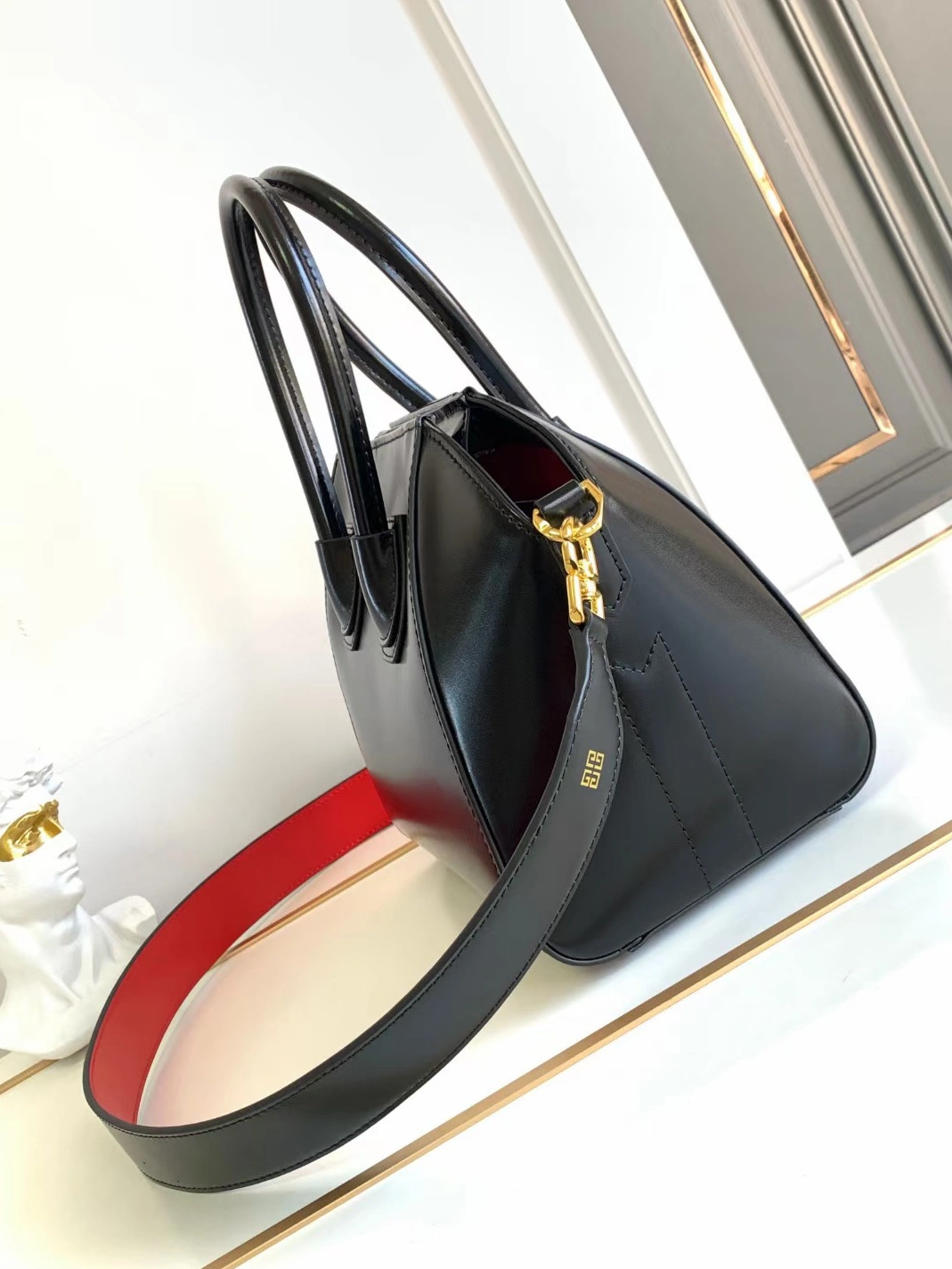 Givenchy AAA Quality Handbags For Women Flexible 7275
