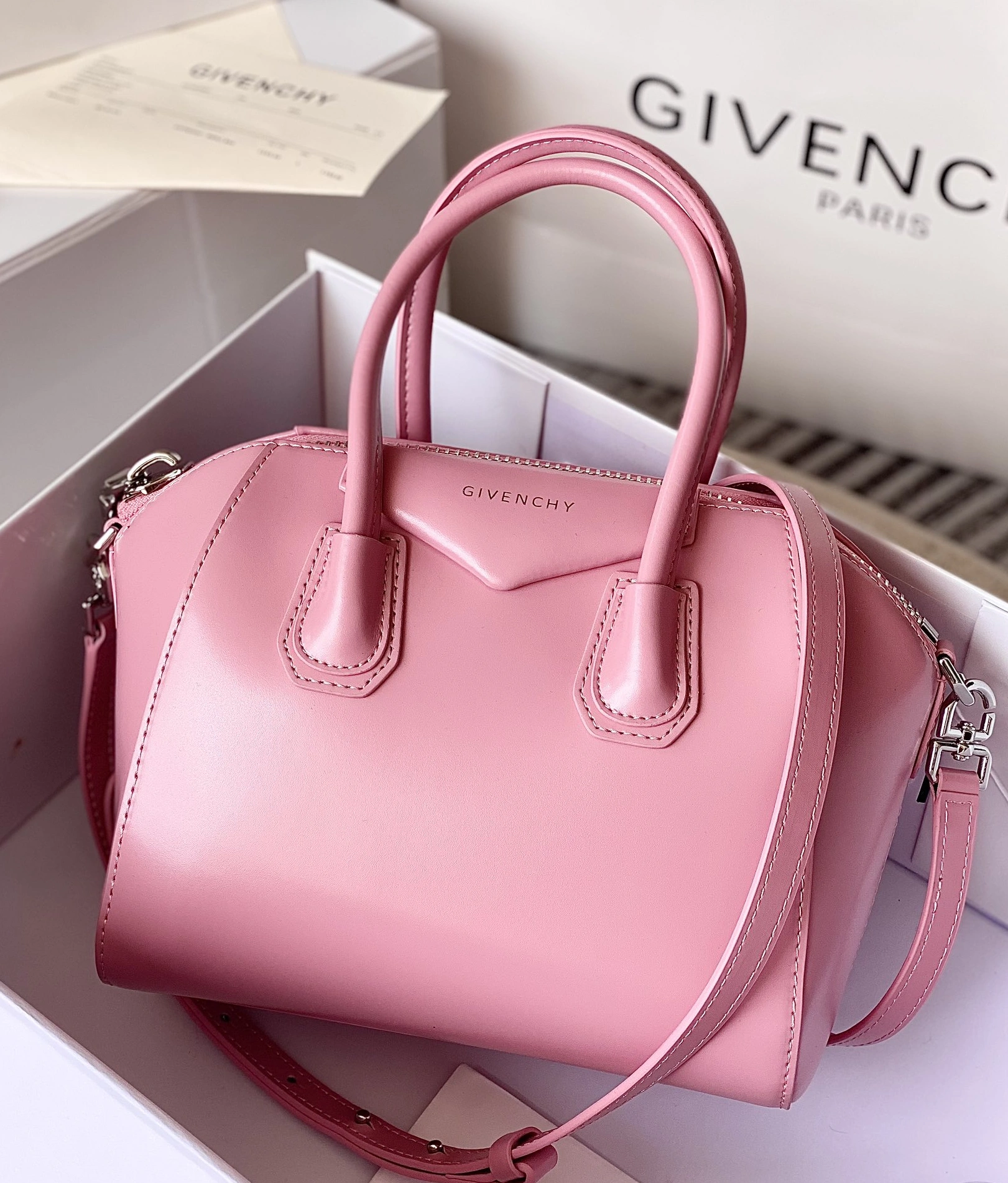 Givenchy AAA Quality Handbags For Women GoodFit 5419