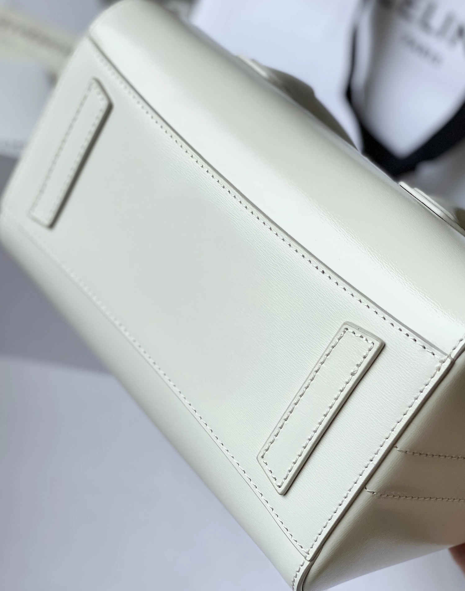 Givenchy AAA Quality Handbags For Women Lightweight 1265