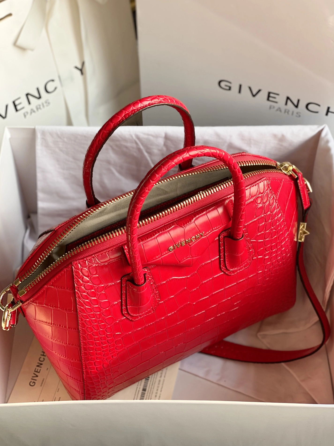 Givenchy AAA Quality Handbags For Women Popular 7806