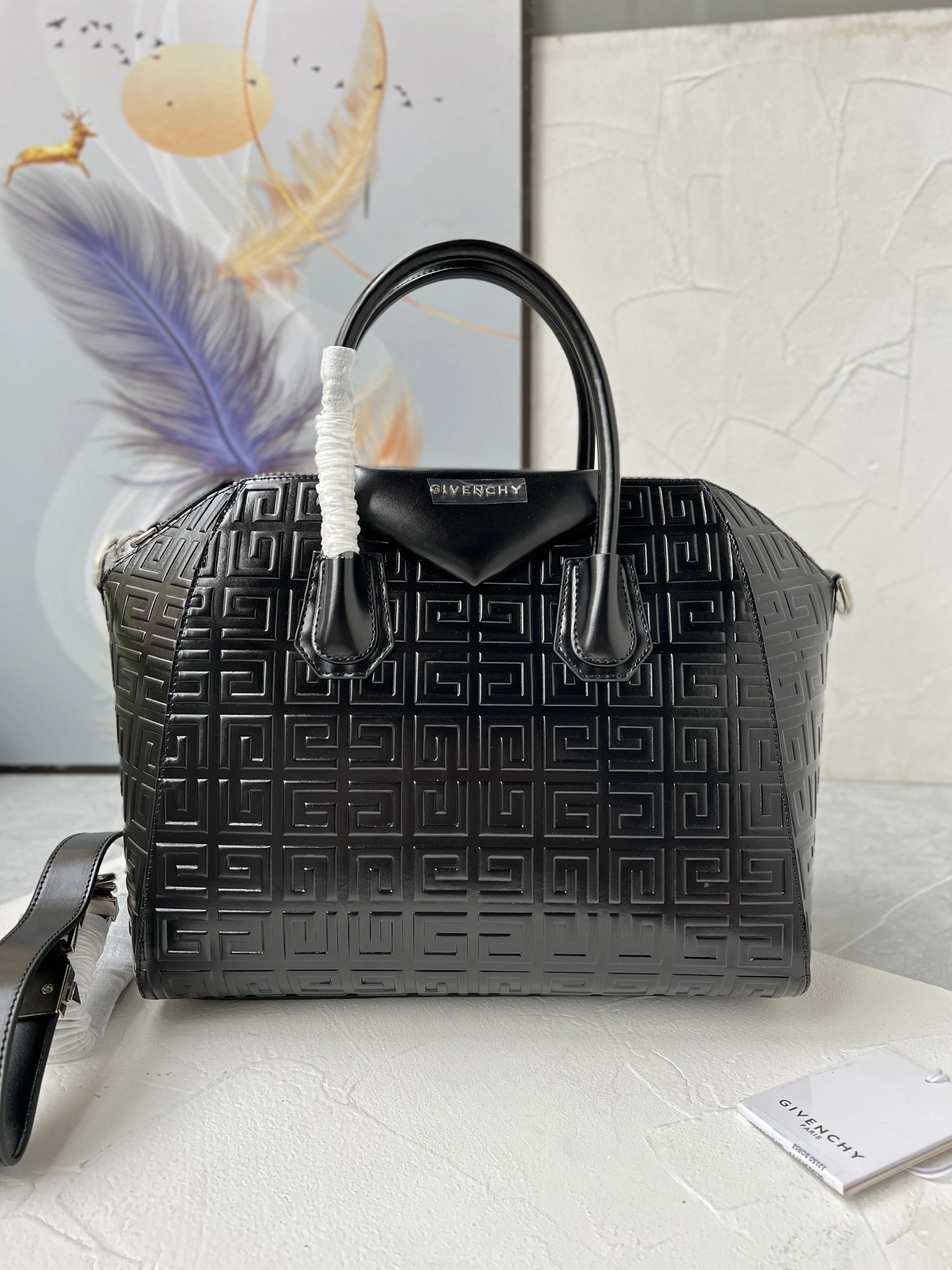 Givenchy AAA Quality Handbags For Women Refined 4120