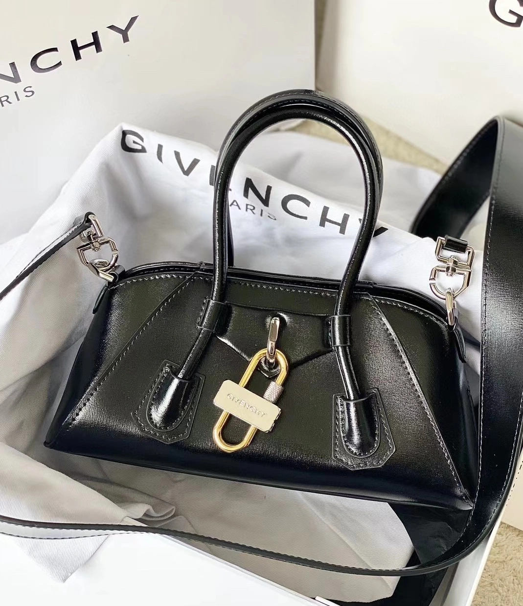 Givenchy AAA Quality Handbags For Women Resilient 2200