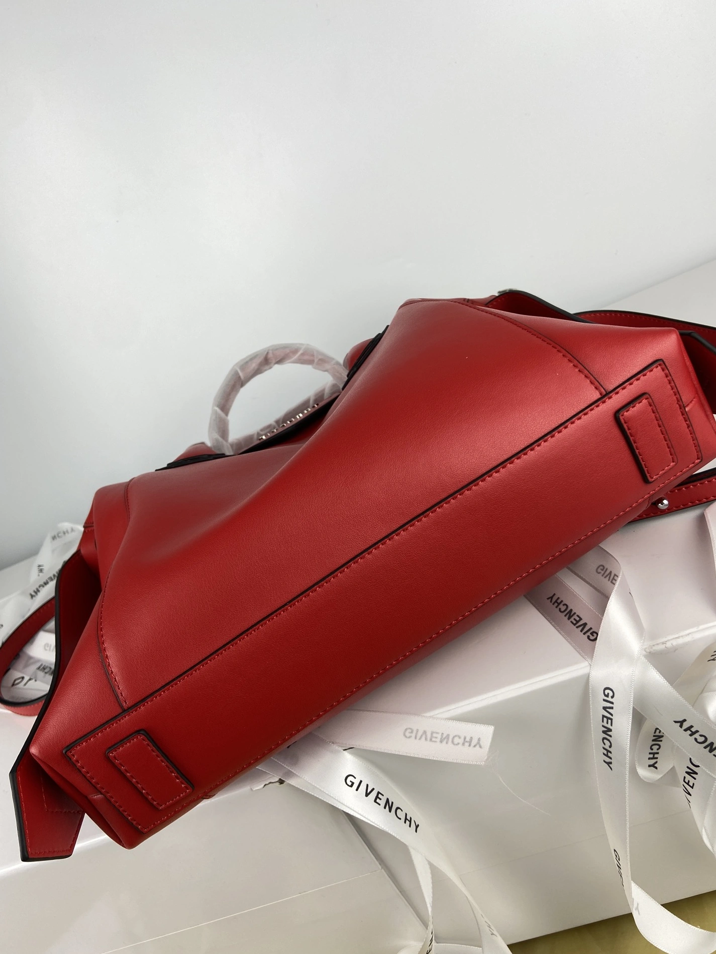 Givenchy AAA Quality Handbags For Women Resilient 8385